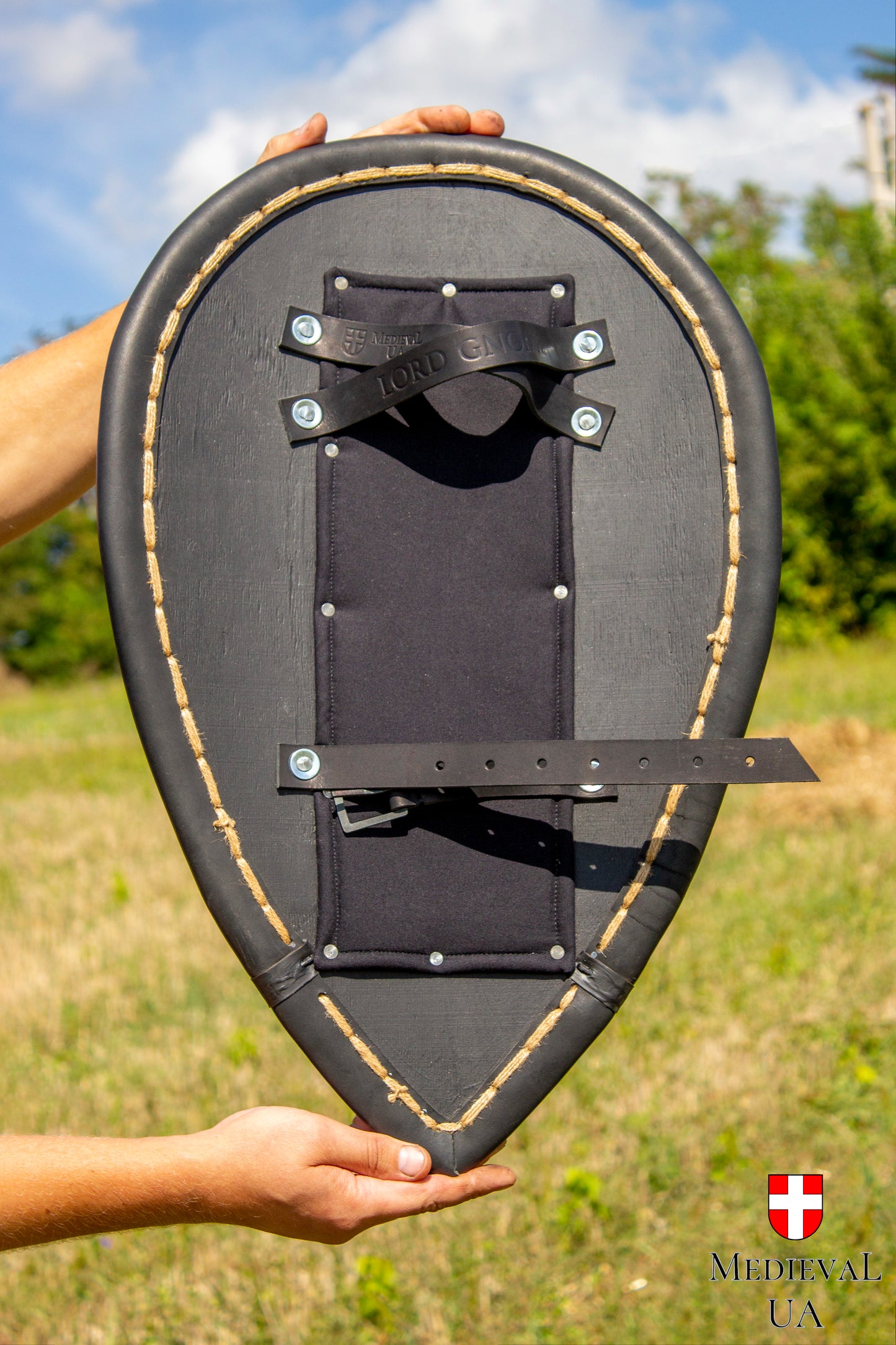 Little kite punch shield