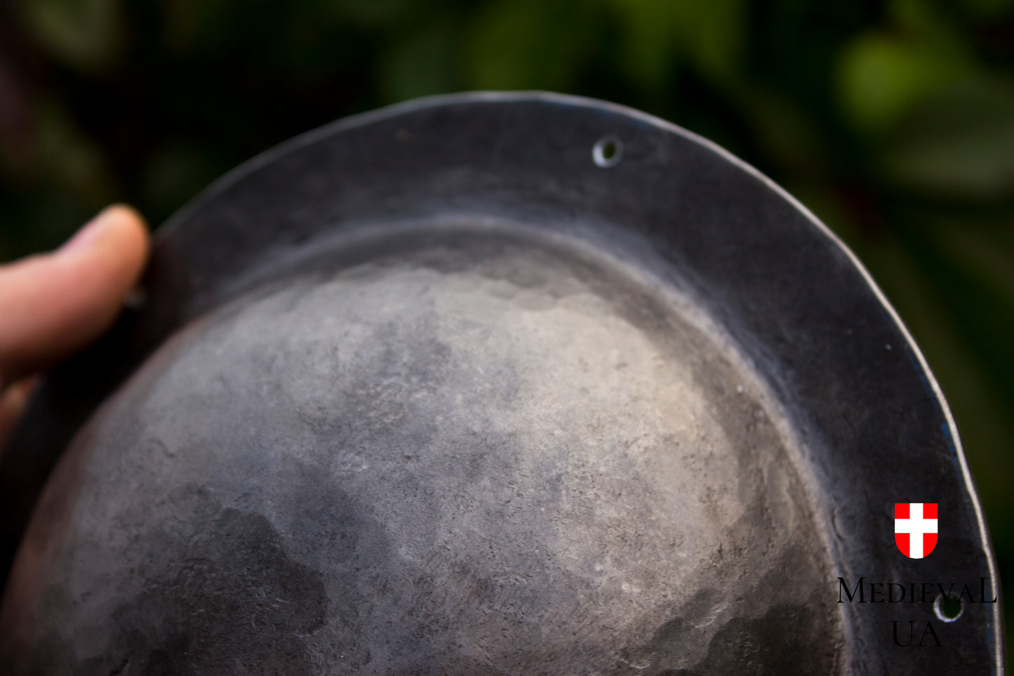 metal shield boss, Type 1