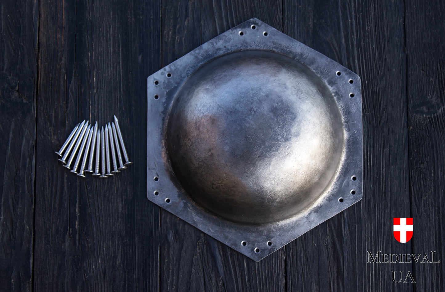 Metal shield boss, Type 4