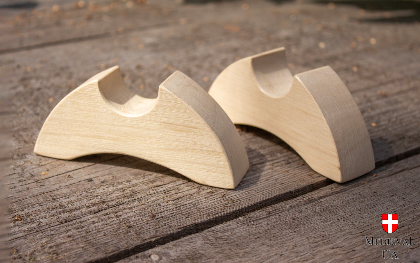 Wooden katana stand "Hornbeam wood"