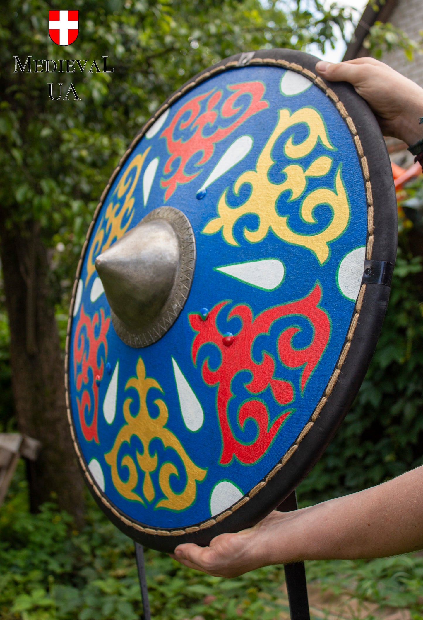 Kalkan round shield "Eastern castle"