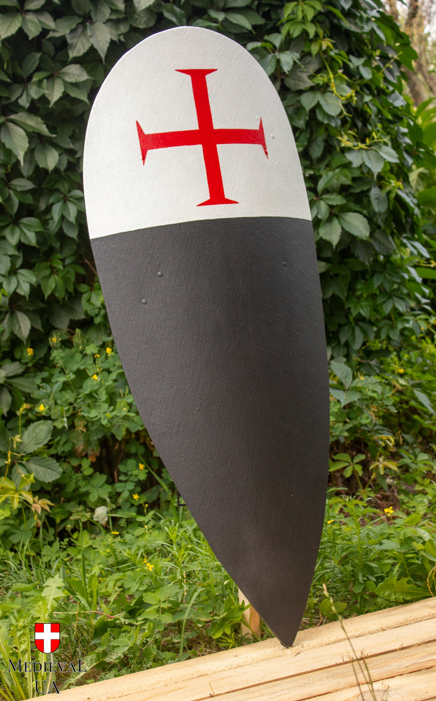 Medieval kite shield with templar cross