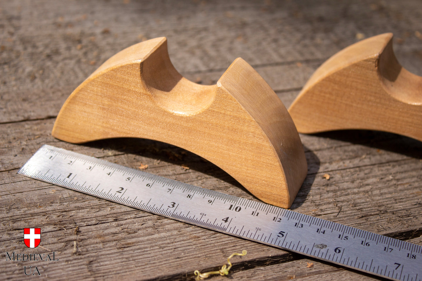 Wooden katana stand "Cherry tree"