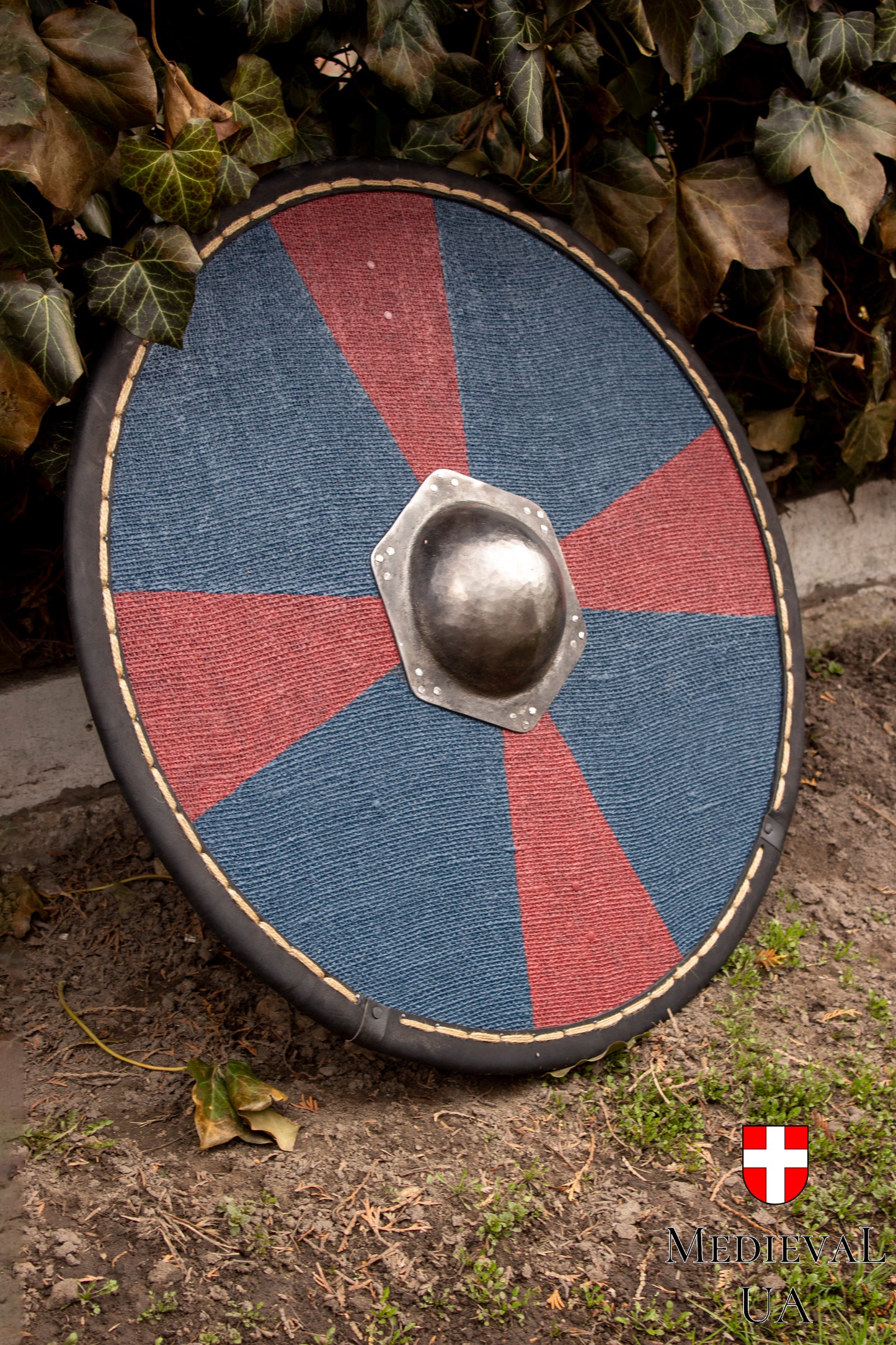 Viking round shield "Roland", D=70cm