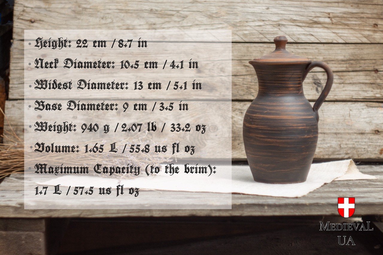 Red clay jug with size details: 22 cm tall, 1.65 L volume, 1.7 L to the brim